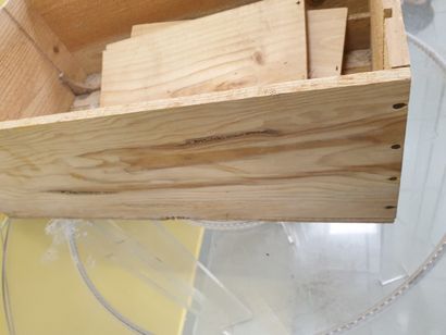 Empty wooden crate
Clos du Tart
Mommessin...