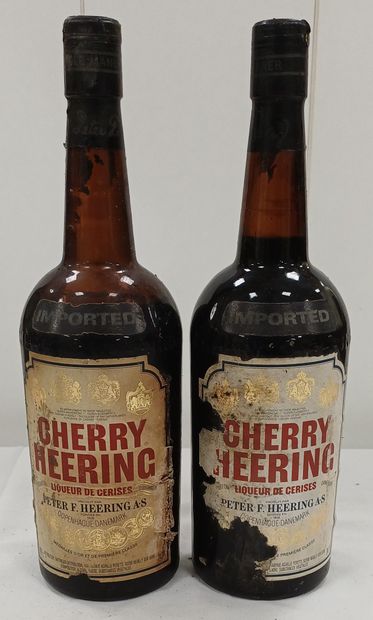 1 bottle
37.5 cl
	Liqueur
	Floc de Gascogne
Pierre...