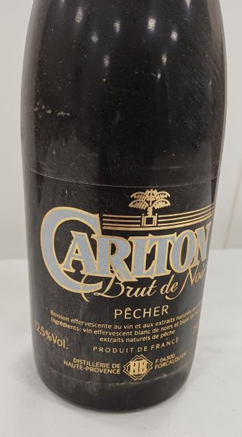 5 bottles Sparkling wine Carlton 