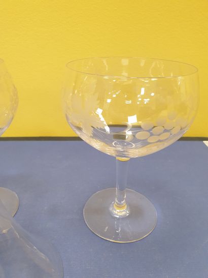 2 screen-printed glasses
1 decanter glass...