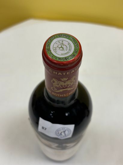Bordeaux 
Rouge	
Pauillac	
Château Mouton...