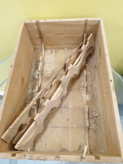 Empty wooden case
Mouton Rotchschild
198...