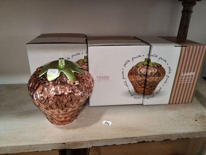 Lot comprenant lampes fraise , décapsuleur,...