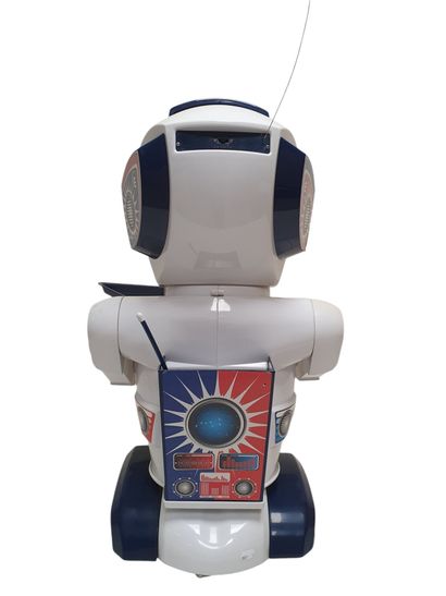BANDAI ®
« Emilio le Robot »
Robot télécommandé...