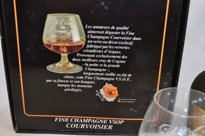 Coffret de fine champagne Courvoisier dans...