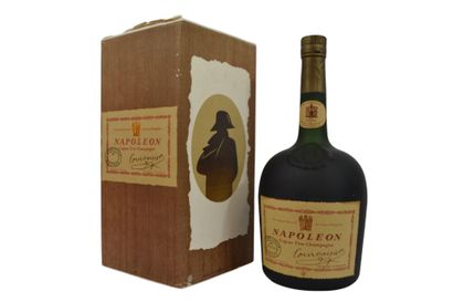 Bouteille de NAPOLEON Cognac Fine Champagne...