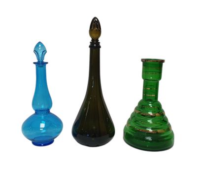 BELGIQUE 
Carafe en verre moulé pressé de...