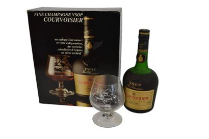 Coffret de fine champagne Courvoisier dans...