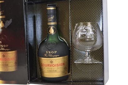 Coffret de fine champagne Courvoisier dans...