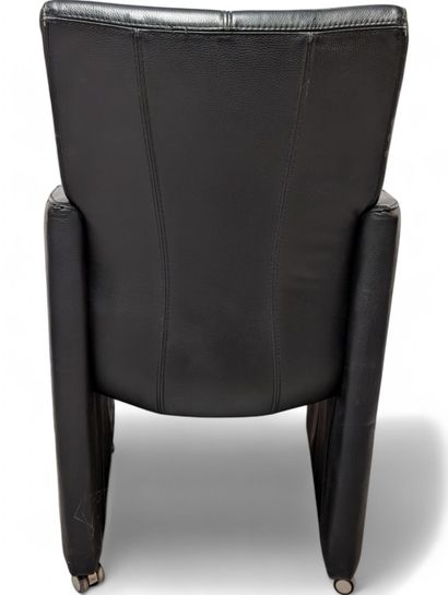 Philippe STARCK (after) 
Black leather armchair...