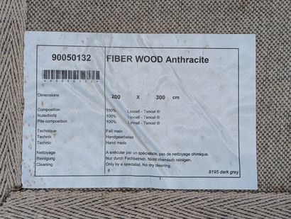 ROSET LINE
Hand-knotted 100% lyocell tencel...