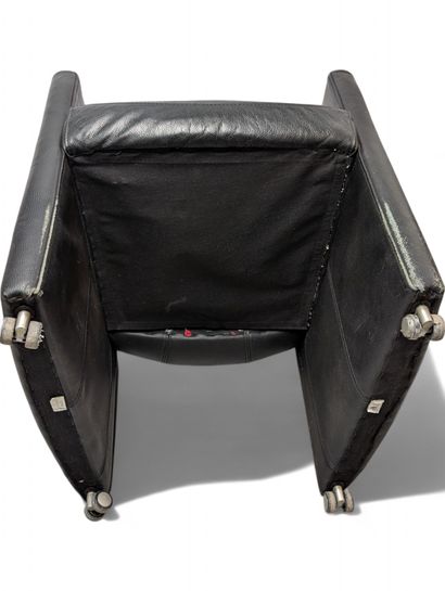 Philippe STARCK (after) 
Black leather armchair...