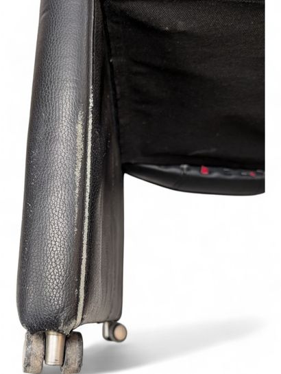 Philippe STARCK (after) 
Black leather armchair...