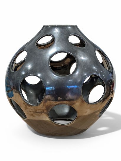 Goutte sphère openwork and perforated ceramic...