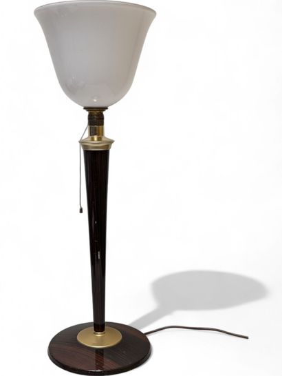 Jean PERZEL (in the taste of)
Large desk...