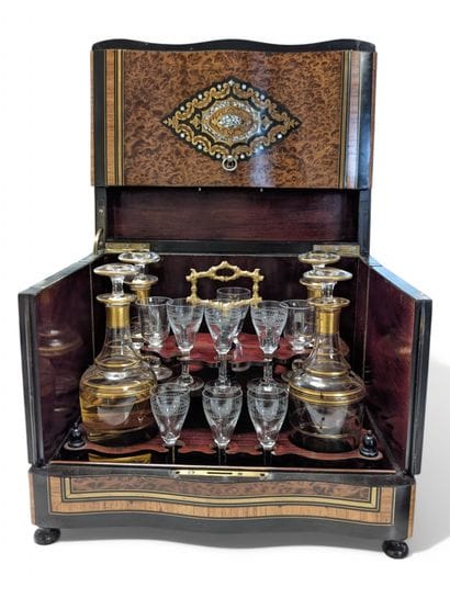 Boulle marquetry liqueur cellar in burr wood...