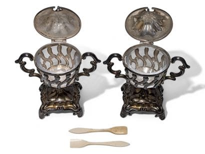 Pair of mustard pots in solid silver, Minerve...