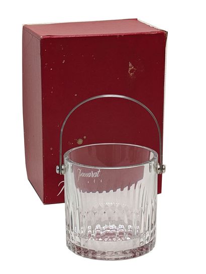 BACCARAT
Pressed molded crystal ice bucket
Marked...