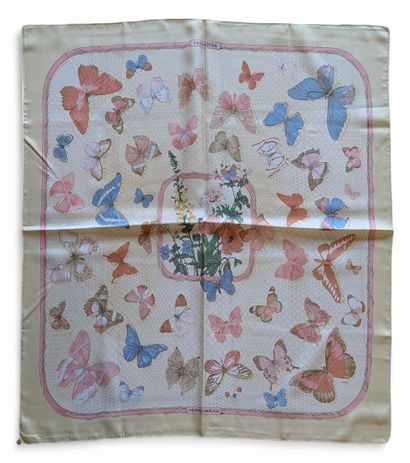 HERMES PARIS
Silk square 