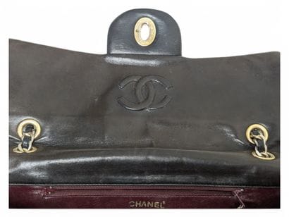 CHANEL - 