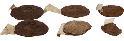 Lot de six empreintes (fragmentaires) de...