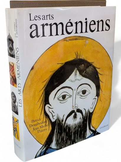 CITADELLES & MAZENOD
Les arts arméniens
1...