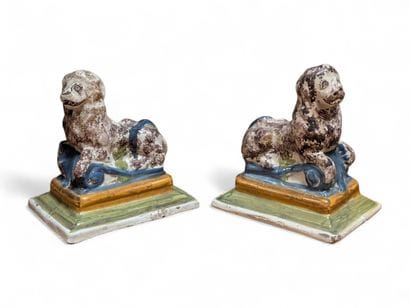 NEVERS
Pair of elongated earthenware lions...