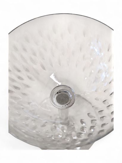 BACCARAT
Suite de 4 coupes à champagne en...