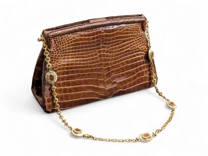 Sac à main vintage en cuir verni brun façon...