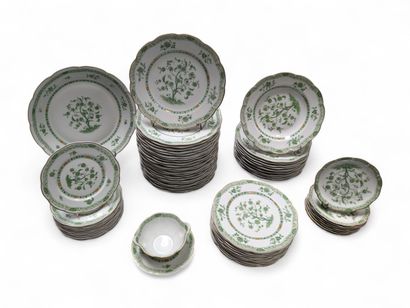 HAVILAND - LIMOGES FRANCE
M. et F. NICOLAS...