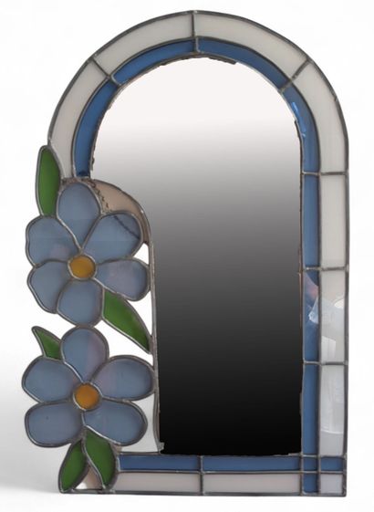 Miroir à fronton en anse de panier avec cadre...