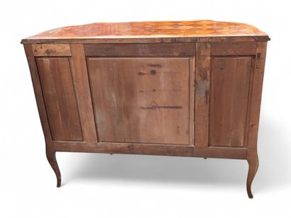 Commode d'entrée de forme arbalète en chêne...