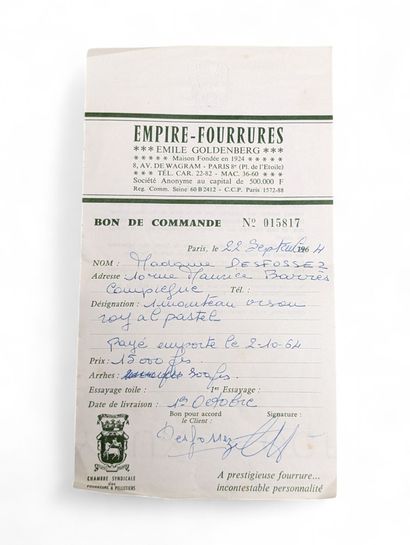 EMPIRE FOURRURES - Paris
Manteau long de...