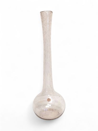 BIOT
Important vase soliflore en verre soufflé...