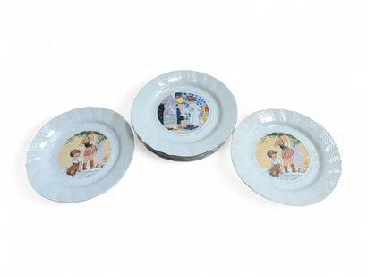 SARREGUEMINES France
Suite de 8 assiettes...