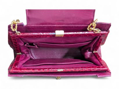 GUCCI (dans le goût de)
Sac minaudière en...