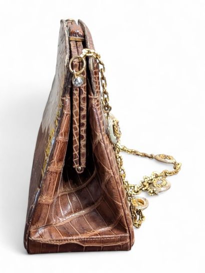 Sac à main vintage en cuir verni brun façon...
