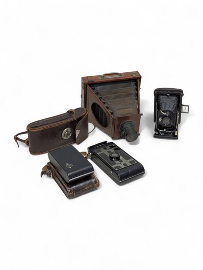 Collection d'appareils photographiques divers...