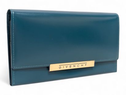 GIVENCHY
Porte-feuilles faisant porte-monnaie...