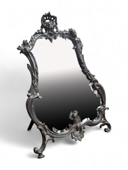 CAILAR BAYARD
Miroir psyché à poser en bronze...