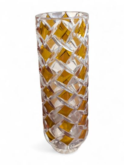 SAINT LOUIS (attribué à)
Vase en cristal...