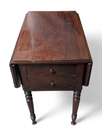 Table travailleuse à volets en acajou et...