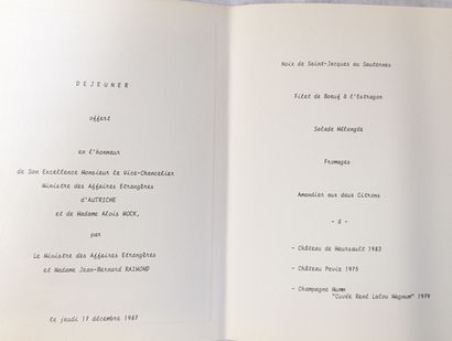 Importante collection de menus, cartes de...