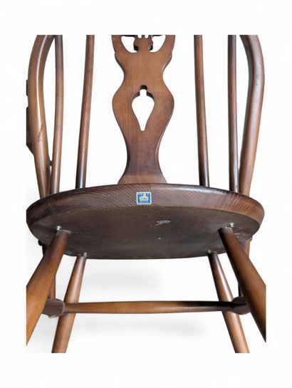 Lucian ERCOLANI (1888-1976) pour ERCOL
Suite...