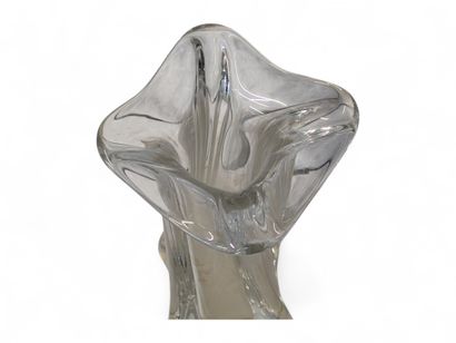 BACCARAT
Vase à col tulipe évasé en cristal...