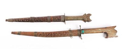 Couteau de ceinture, poignée bois entièrement...