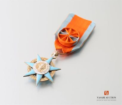Ordre du mérite social, (institué en 1936,...