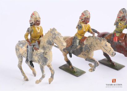 Soldats de plomb articulés polychromes fabrique...
