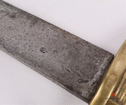 Sabre briquet modèle An IX, lame légèrement...