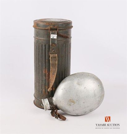 Etui de masque à gaz allemand vide modèle...